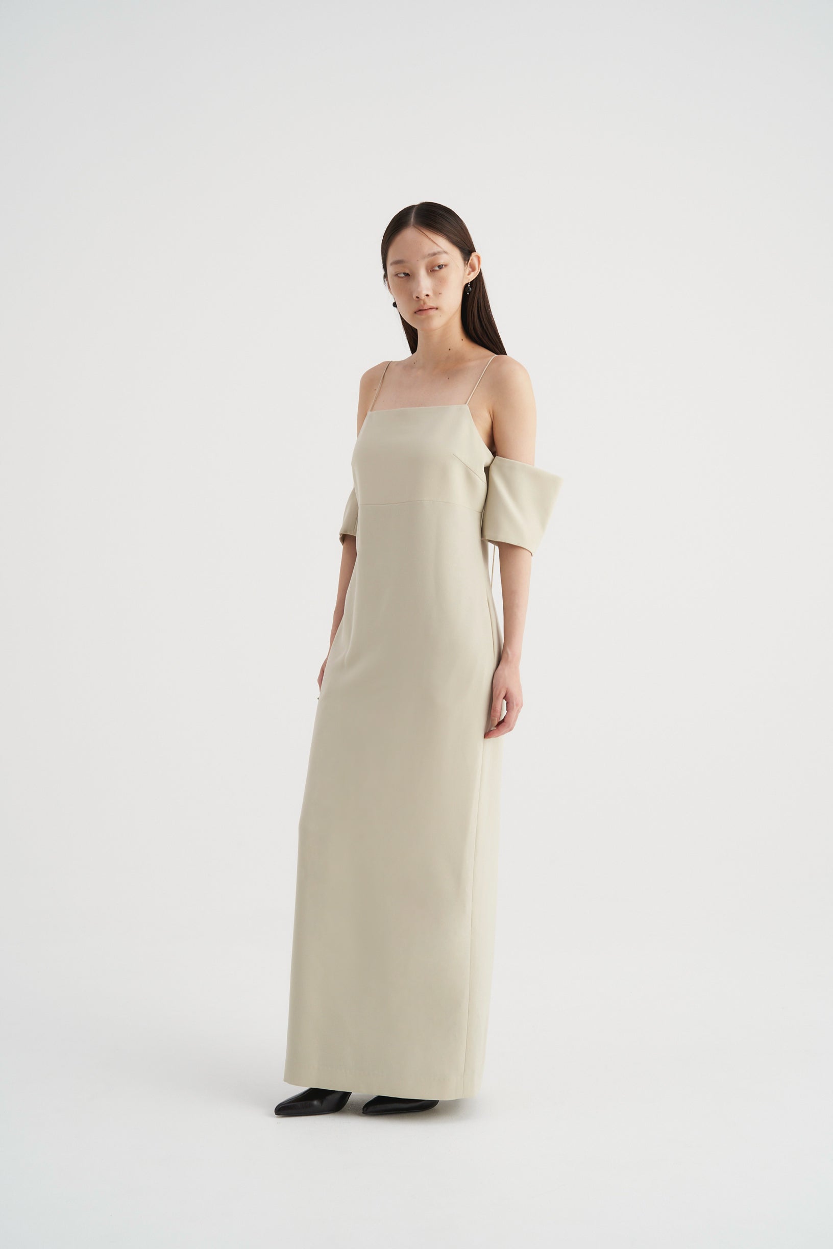 Square cuff camisole dress – Venica Square cuff camisole dress – Venica